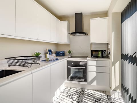 Kitchen | The Bilberry - Scalby View Apartments, Scalby