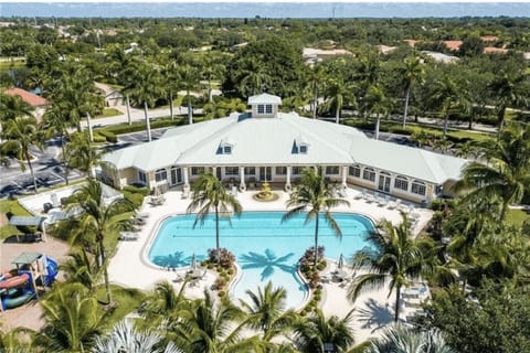 Clubhouse Pool