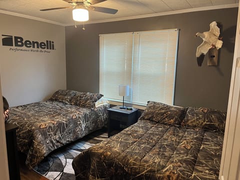 Freshly updated bedrooms !