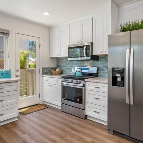 Fully stocked kitchen. Cook or order in.