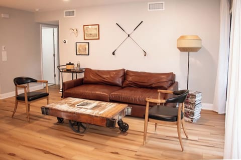 Comfortable furnishings with an eclectic twist.