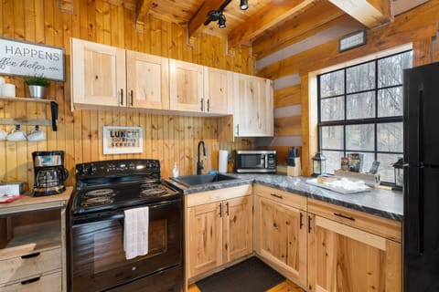 Stocked kitchen for your rustic meal adventures. Flap-jacks anyone?