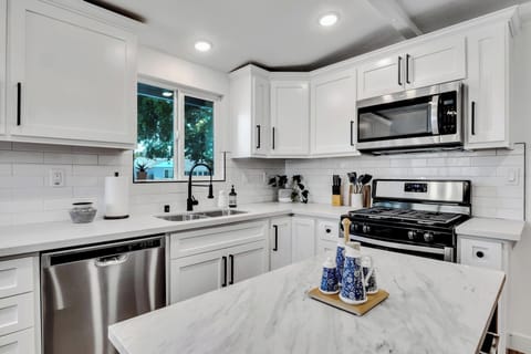 c9f8fd8d-f2bd-44e2-9719-a3503622bece