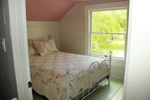 4fe8b920-0844-4e5d-9f2d-773c5df84909