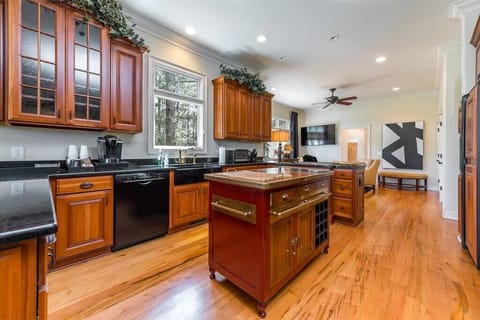 The Chef's Kitchen has everything you need to deliver a 5-star meal.