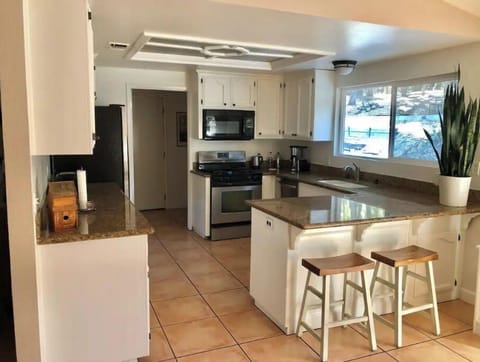Enjoy the bright and spacious kitchen 