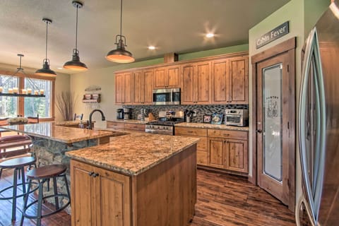 Kitchen | 1st Floor | Coffee Makers | Blender | Toaster Oven | Crockpot