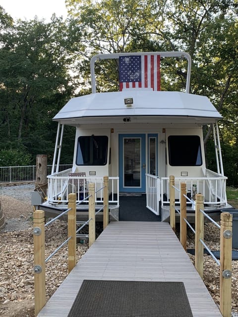 Welcome to A Yachta Fun! 