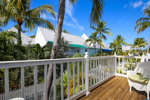 Read a book and enjoy sunny days.