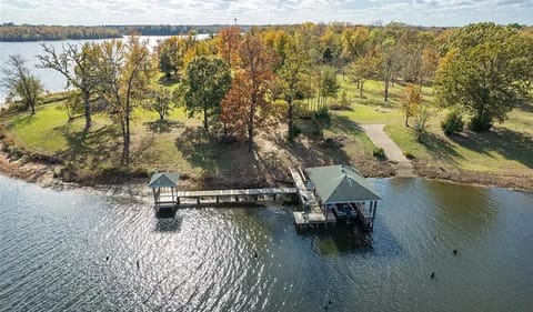 8 acres secluded land and 800 feet shoreline all to yourself.