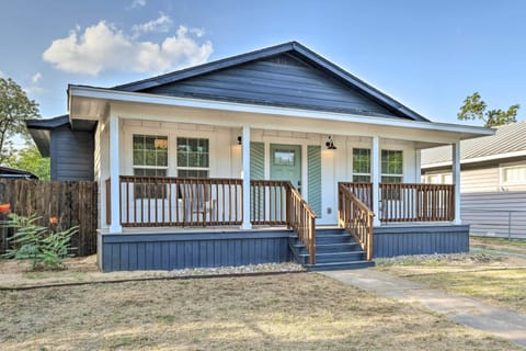 San Antonio Vacation Rental | 1,436 Sq Ft | 3BR | 2.5BA | Stairs Required