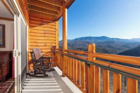 Gorgeous views from the balcony (view may vary-units assigned at check-in).