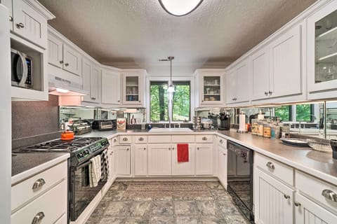 Kitchen | Cooking Basics | Keurig Coffee Maker