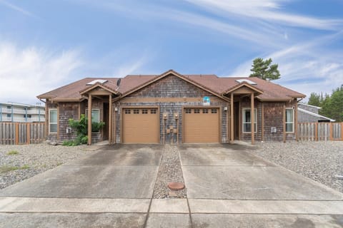 Laughing Seagull - located on the left side of the duplex