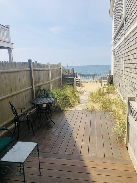 Beach view. But not walkway to beach due to erosion 
Use breezeway