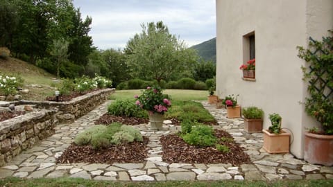 Piantoni Herb Garden