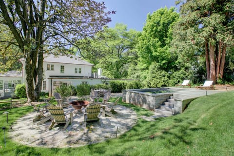 Outdoor Seating Area