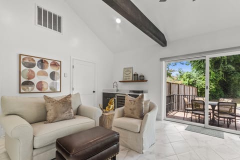 Master Suite Sitting Area