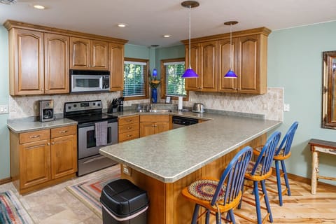 Fully equipped kitchen