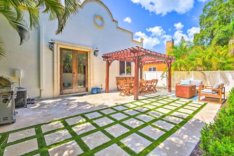 Sarasota Vacation Rental | 4BR | 2BA | 2,300 Sq Ft | Step-Free Entry