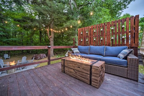 Deck | Gas Fire Pit