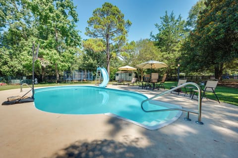 Fort Valley Vacation Rental | 4BR | 3.5BA | 4,128 Sq Ft | 2 Steps for Entry