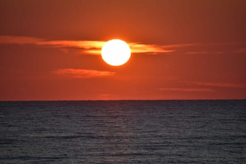 Beautiful sunrises and sunsets right at your backdoor 