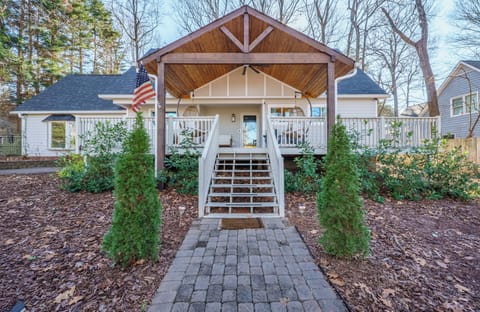 Front of Quail Cottage