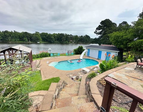 Beautiful swim view !!