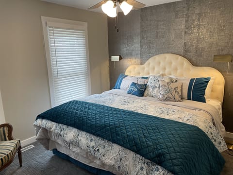 King Luxury Mattress set and cozy bedding. 