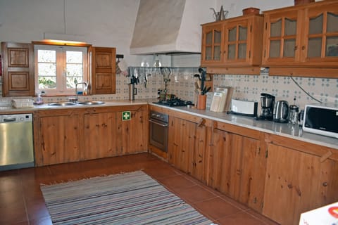 Big kitchen