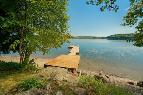 Private dock & sandy gradual-entry shoreline, on Three Mile Lake