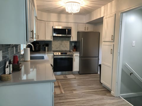 Remodeled & stocked kitchen with new appliances