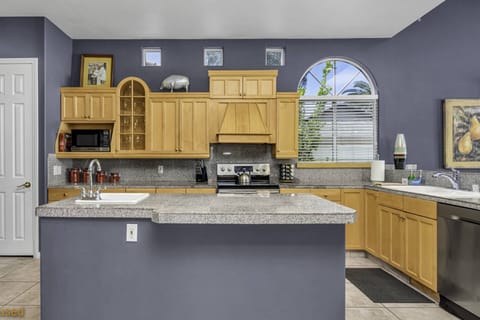 Kitchen - fully stocked - wine cooler and many more