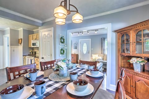 Dining Area | 1st Floor