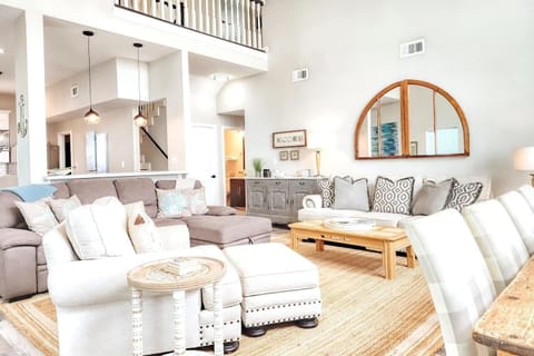 Plenty of room for the whole gang! Bright, airy open living area!