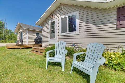 Cottage Exterior | Seating