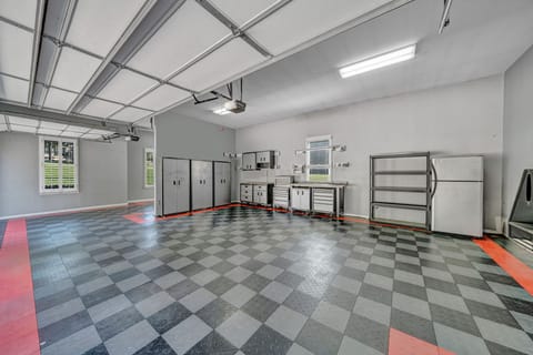 Three car garage available to renters.