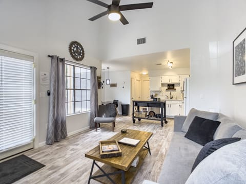 Enjoy this clean comfortable elegant open concept unit.