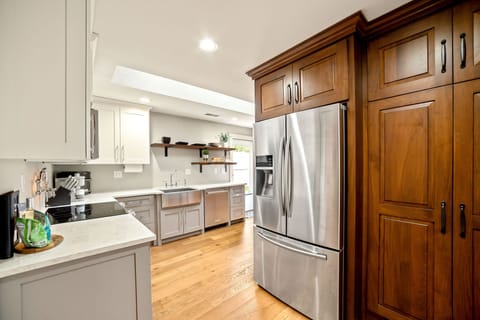 Well-equipped kitchen