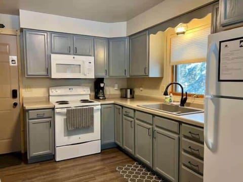 Lots of space for cooking.