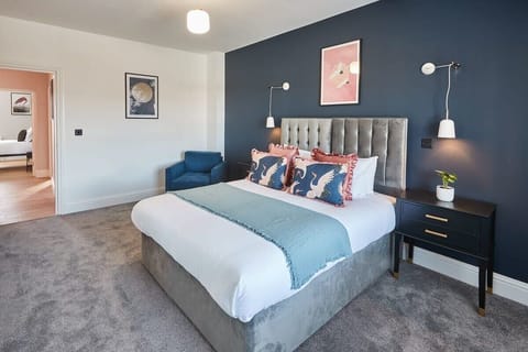 Parkside Villa, Harrogate - Host & Stay