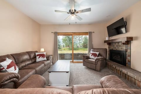 Steamboat Dream Vacation - Rockies 2 Bedroom/2 Bath Condo - Newly Remodeled (1)
