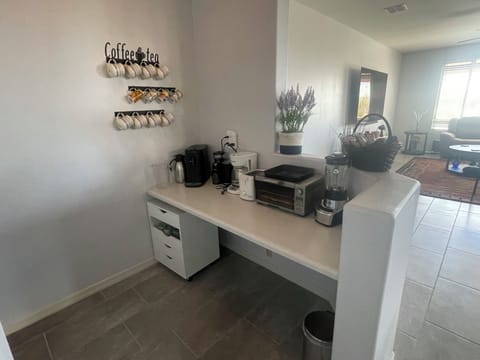 Coffee and breakfast bar