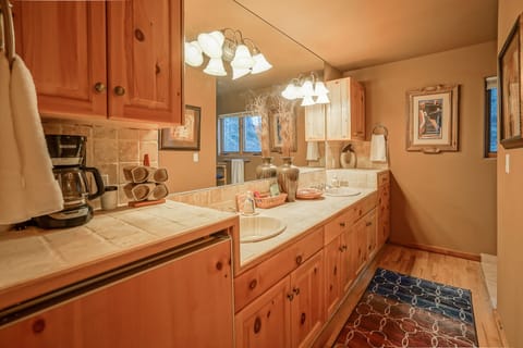 Master bathroom includes mini fridge, 2nd coffee maker and mugs