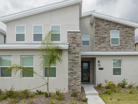28 - 9308 Sommerset Hills dr. CHAMPIONS GATE1.jpg