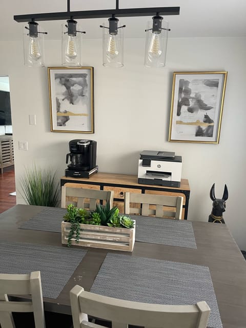 Relaxing Home close to Newport, Disney and Angels House in Villa Park