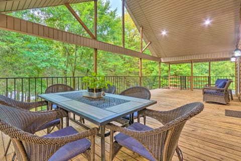 Spacious Deck | Top Level | Dining Area