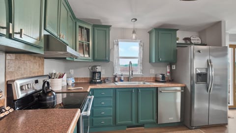 Bright rustic kitchen with full amenities