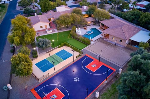 Basketball & tennis court